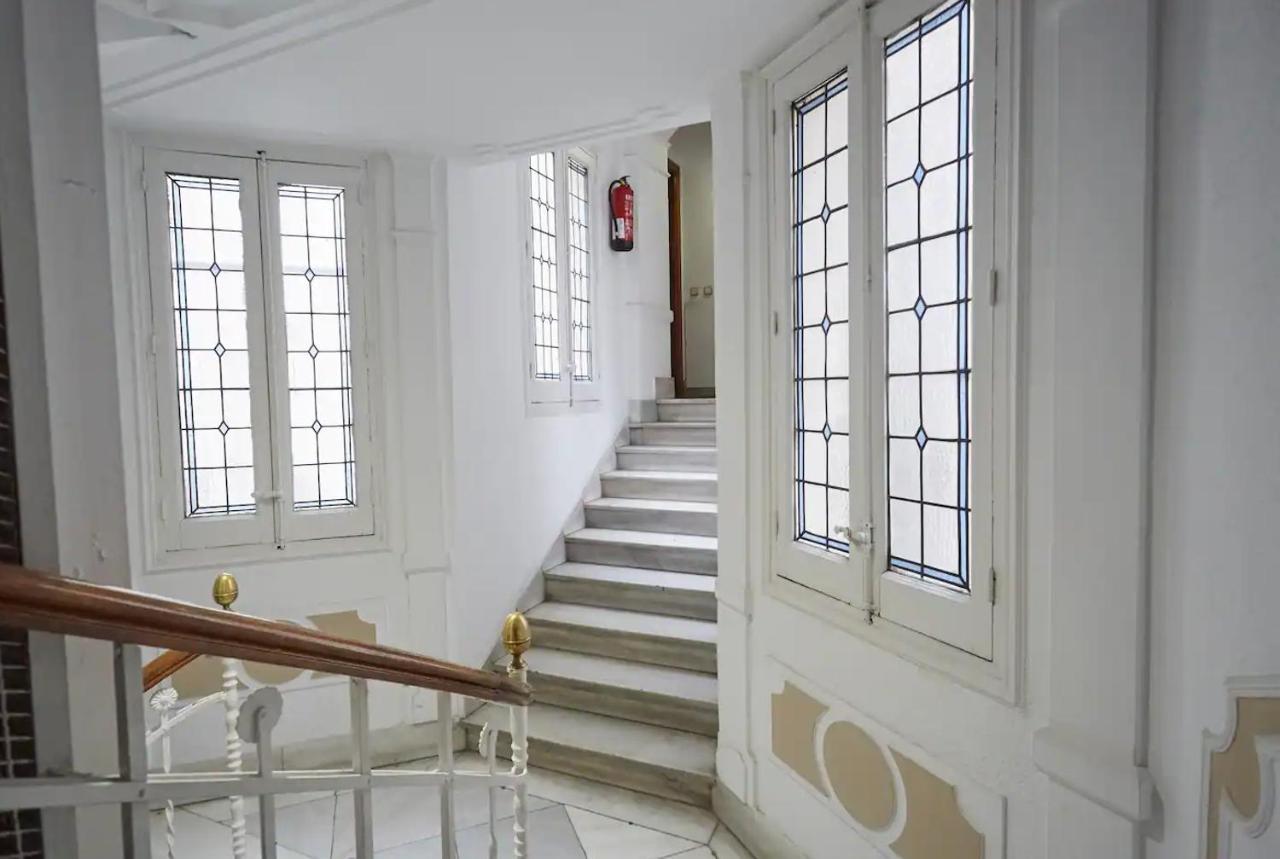 Apartamento V Alcalaretiro Ideal Parejas Madrid Exterior foto